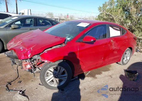 2020 Hyundai Elantra Sel z USA, uszkodzony, nr VIN 5NPD84LF1LH526646